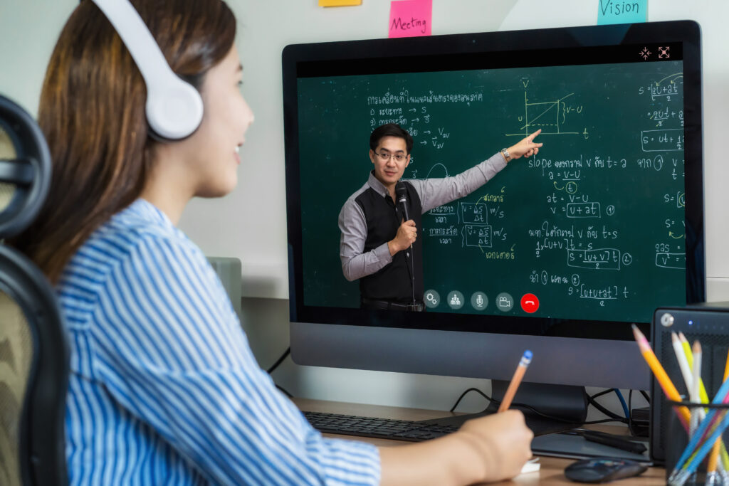 Graphing calculus functions with online tools